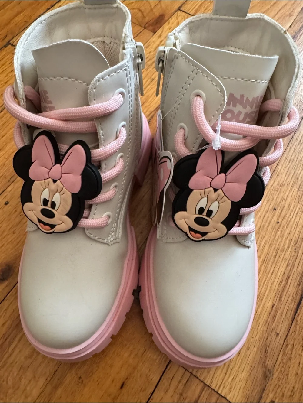 NWT! Disney Minnie Mouse Boots For Toddler Girls